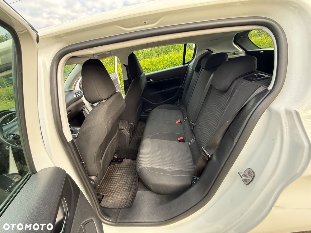 Peugeot 308 - 15