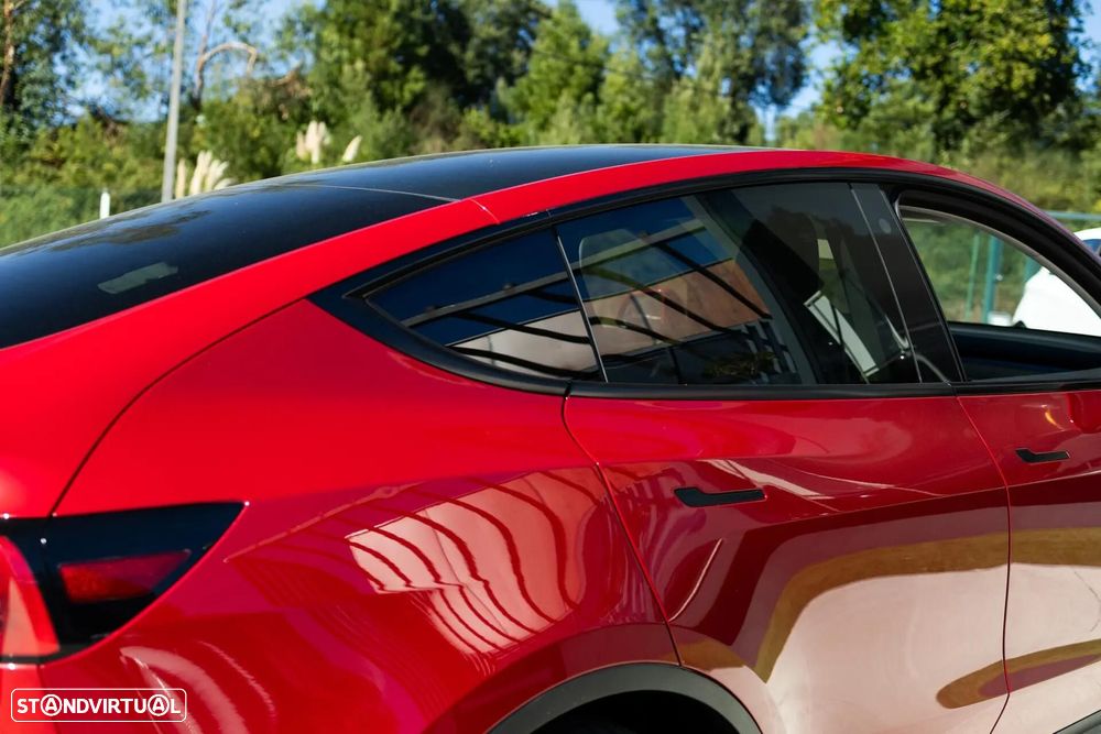 Tesla Model Y Standard - 23