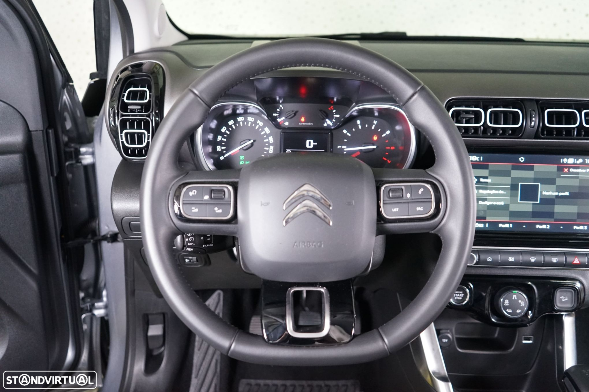 Citroën C3 Aircross 1.2 PureTech Shine - 21