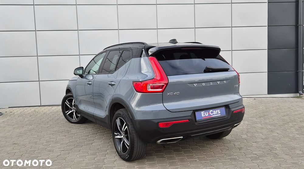 Volvo XC 40 T3 R-Design - 11
