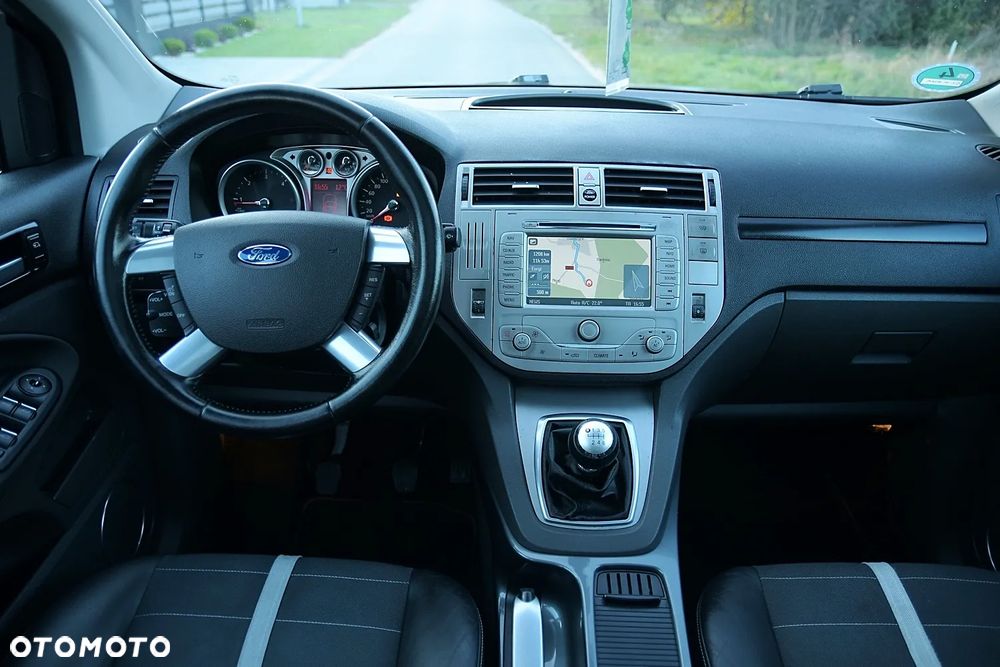 Ford Kuga - 26