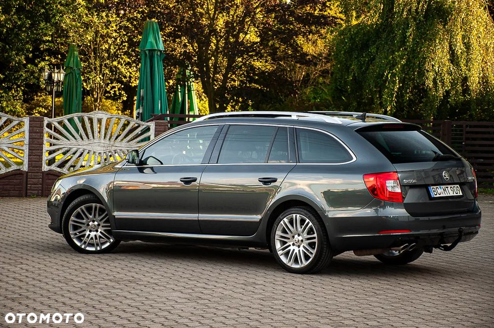 Skoda Superb 2.0 TDI Green tec DSG Exclusive - 18