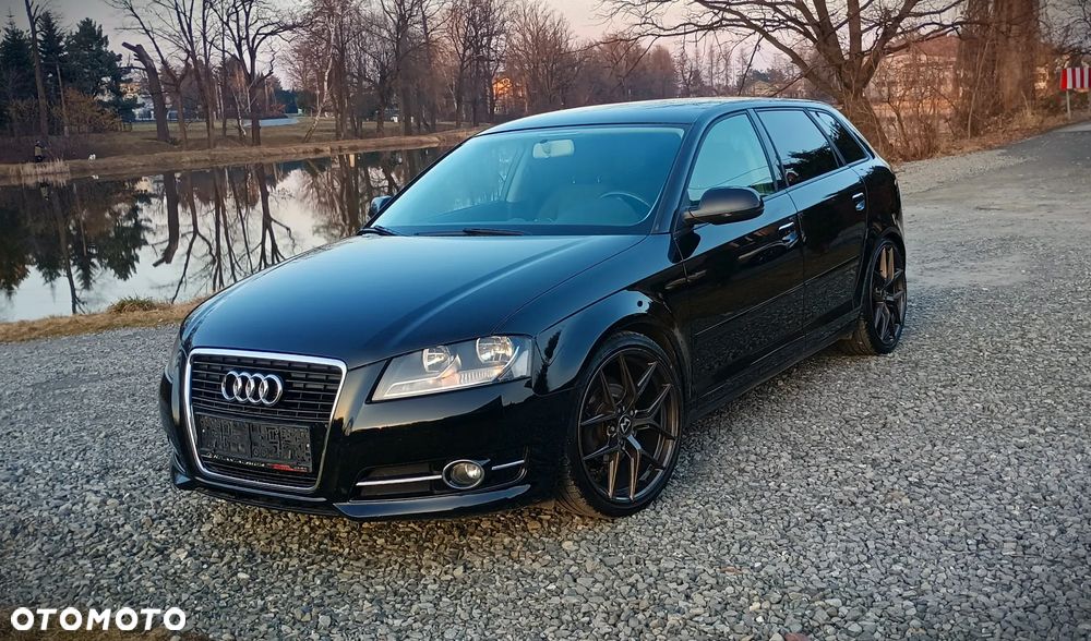 Audi A3 Sportback 1.6 Ambiente - 2