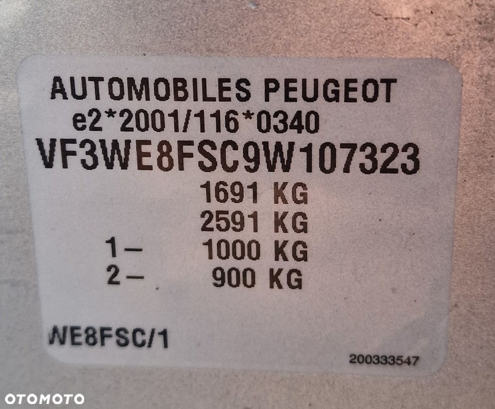 Peugeot 207 1.4 16V Sporty - 11