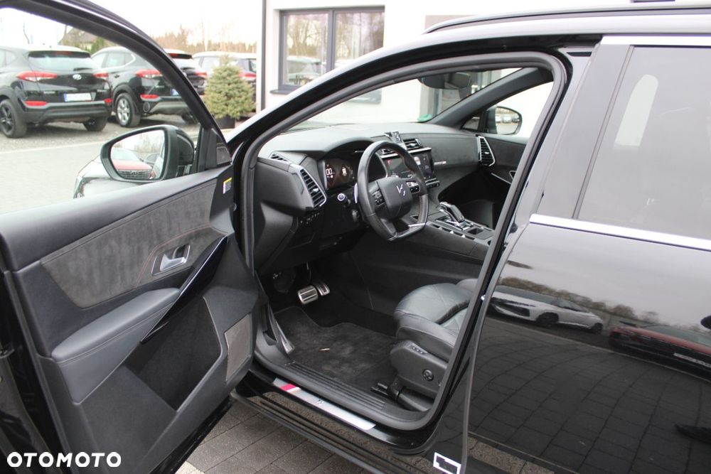 DS Automobiles DS 7 Crossback - 24
