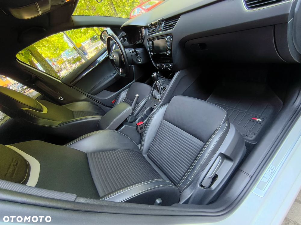 Skoda Octavia 2.0 TDI RS - 14