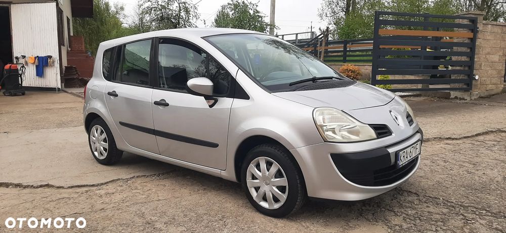 Renault Modus - 21