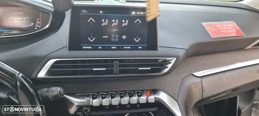 Peugeot 5008 BlueHDI 130 EAT8 Allure Business-Pack - 22