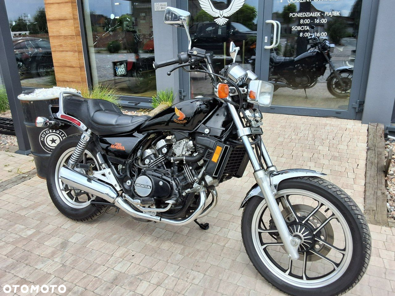 Honda VF - 13