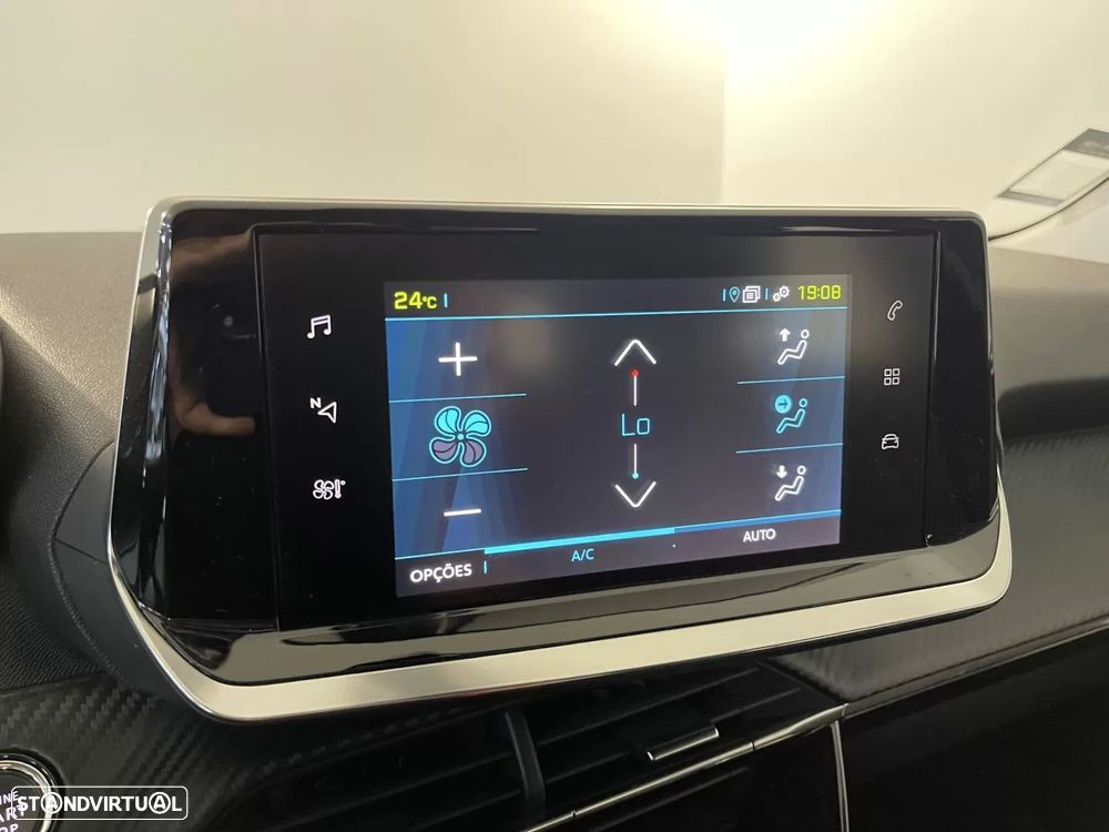 Peugeot e-2008 50 kWh Active Pack - 25