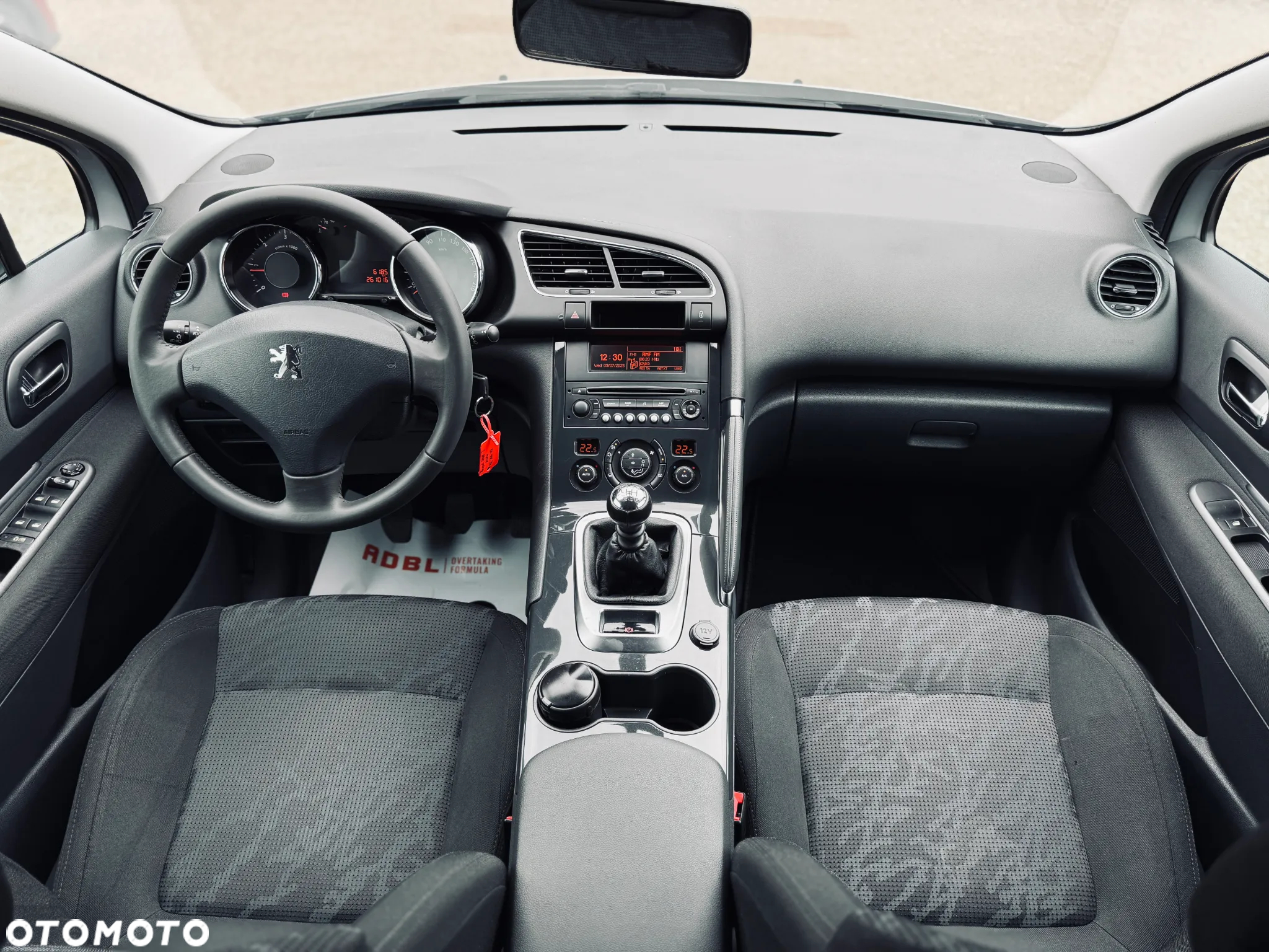 Peugeot 3008 HDi FAP 110 Platinum - 24