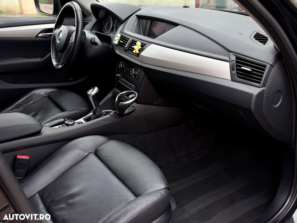 BMW X1 xDrive18d - 23