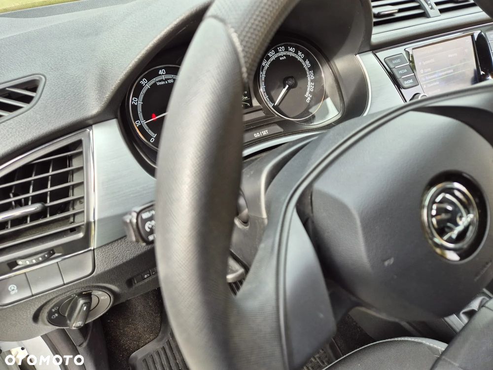Skoda Fabia 1.0 TSI Ambition - 19