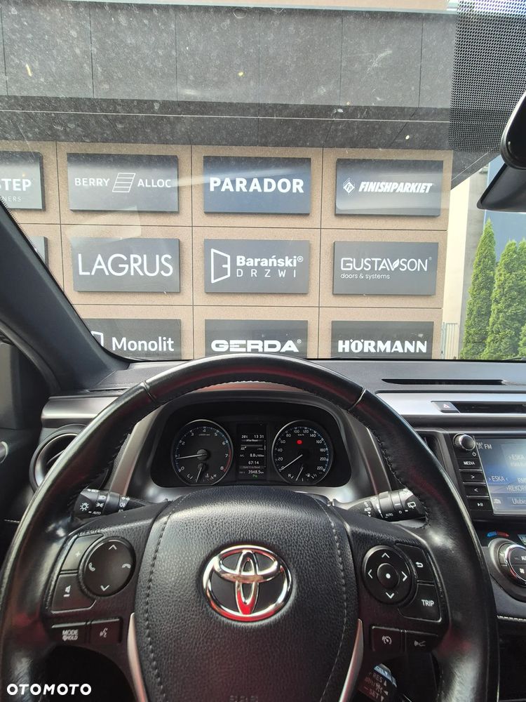 Toyota RAV4 2.0 Prestige 4x4 - 13