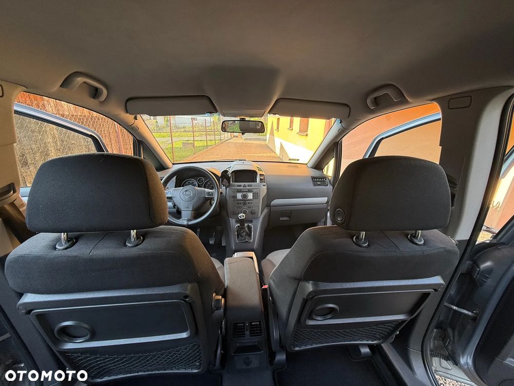 Opel Zafira 1.9 CDTI Edition - 16