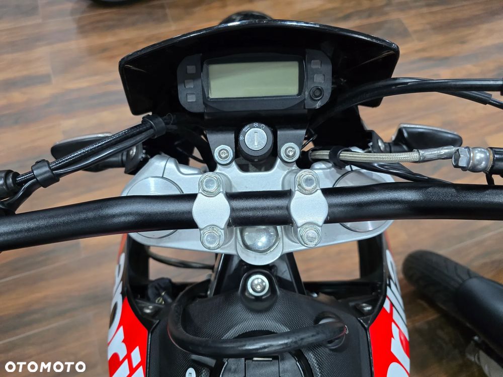 Aprilia SX - 25