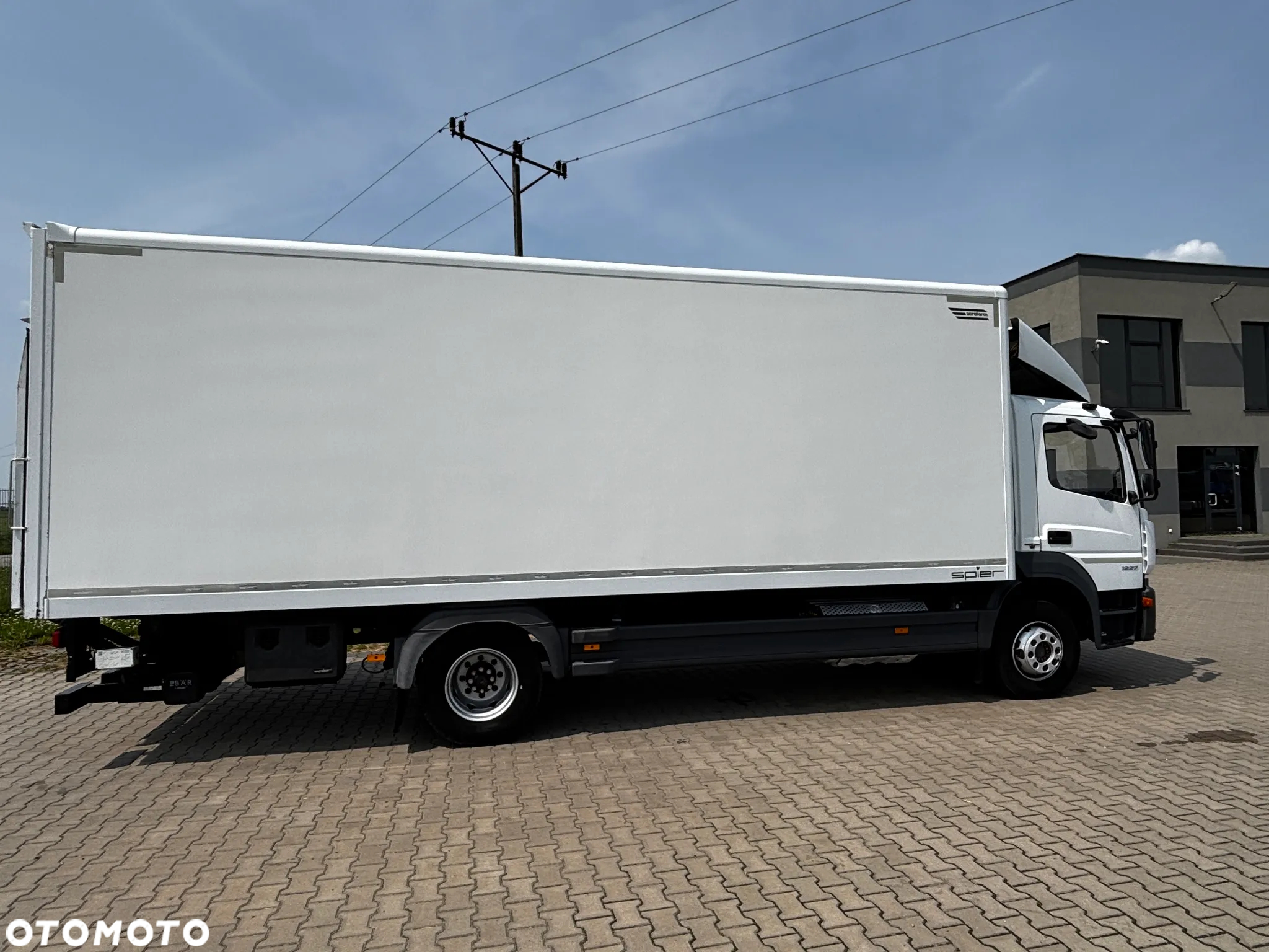 Mercedes-Benz ATEGO 1227 (1224, 1230) kontener SPIER z windą BAR , klimatyzacja , kontener 18 paletowy , z Niemiec - 27
