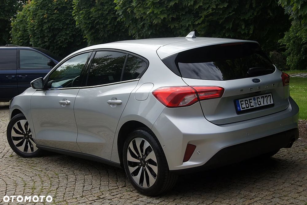 Ford Focus 1.5 EcoBlue Start-Stopp-System COOL&CONNECT DESIGN - 4