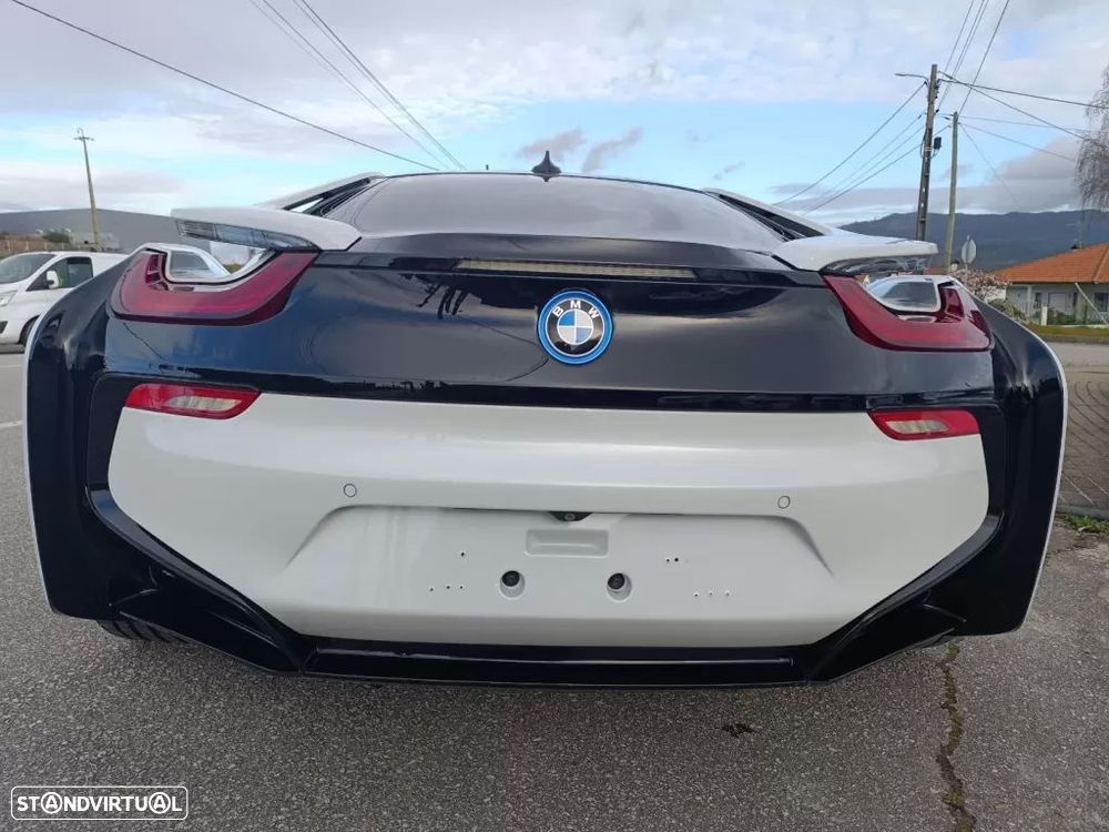 BMW i8 Standard - 13