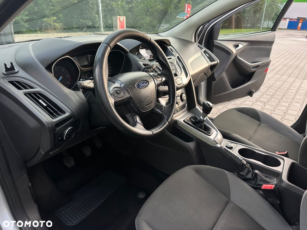 Ford Focus - 21