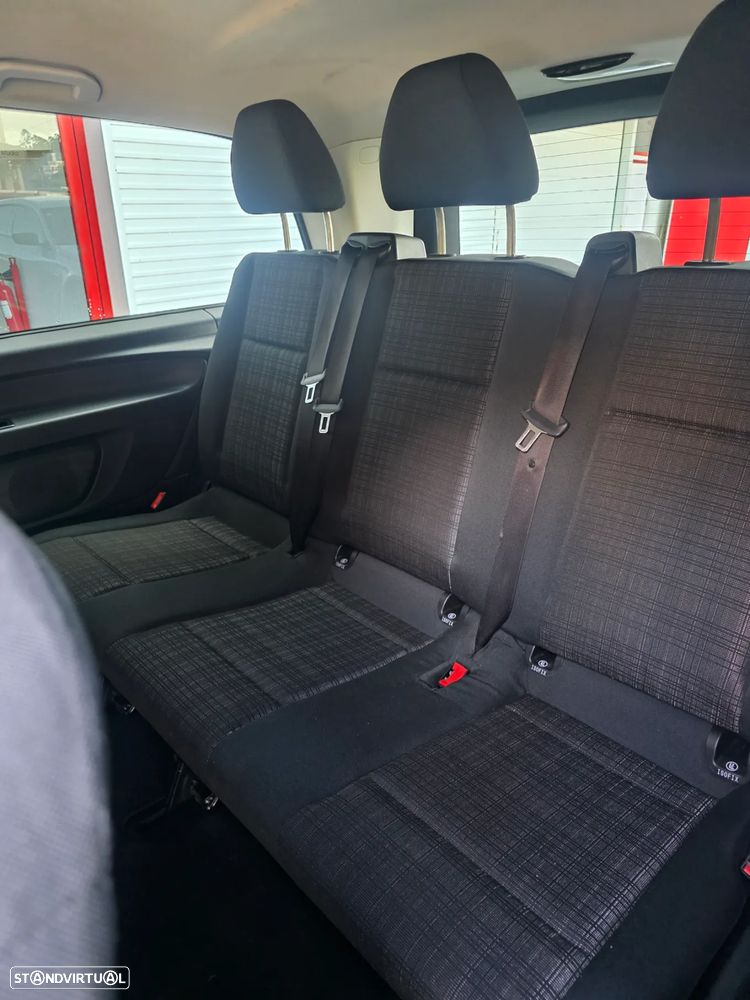 Mercedes-Benz Vito Tourer - 11