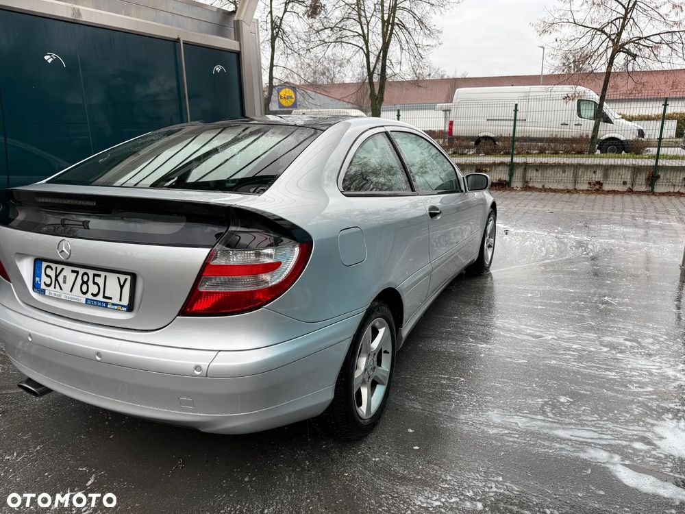Mercedes-Benz Klasa C 180 Kompressor Automatik - 10