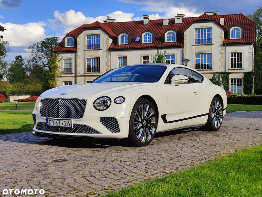 Bentley Continental GT V8 - 1