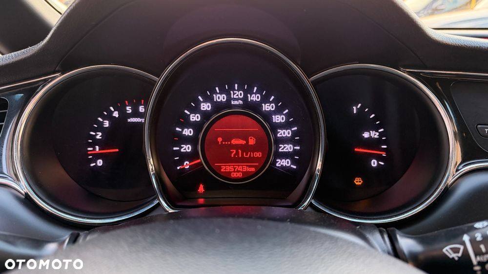 Kia Ceed 1.6 CRDi 136 ISG GT Line - 17