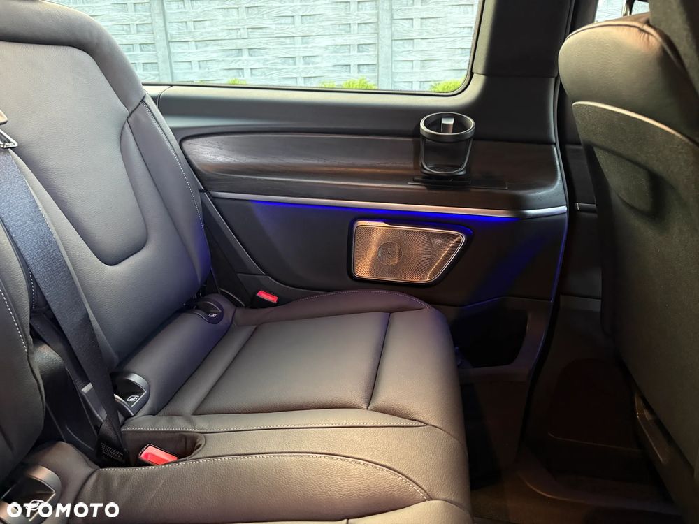 Mercedes-Benz Klasa V 300 d 4-Matic 9G-Tronic Avantgarde (ekstra d³) - 12