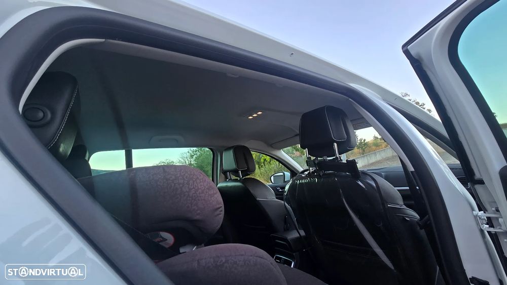 Renault Mégane Sport Tourer 1.5 Blue dCi Bose Edition - 23