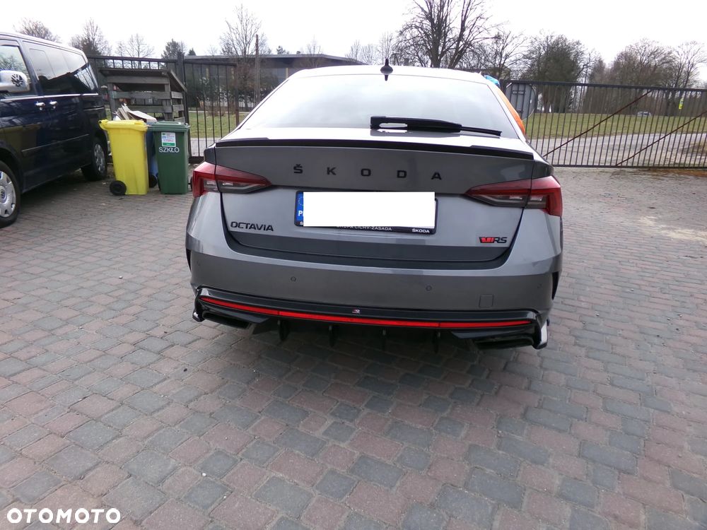 Skoda Octavia 2.0 TSI RS DSG - 2