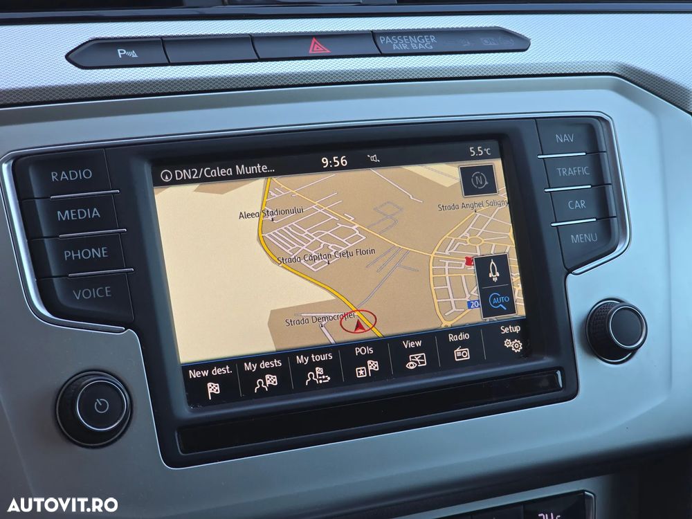 Volkswagen Passat - 22