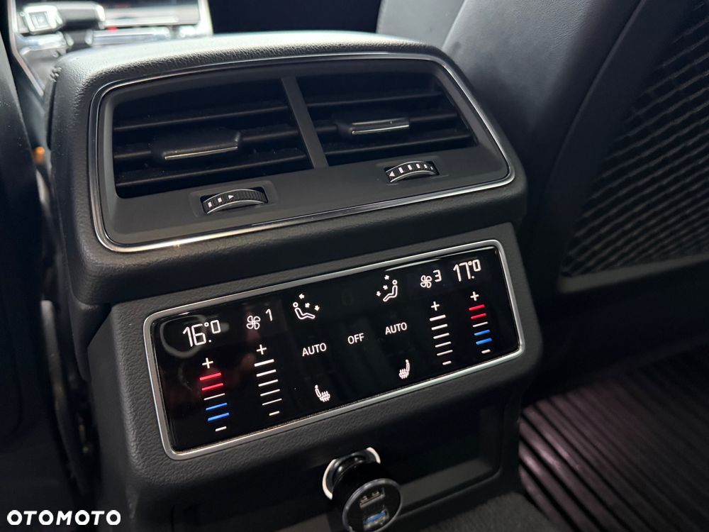 Audi A6 Allroad - 13