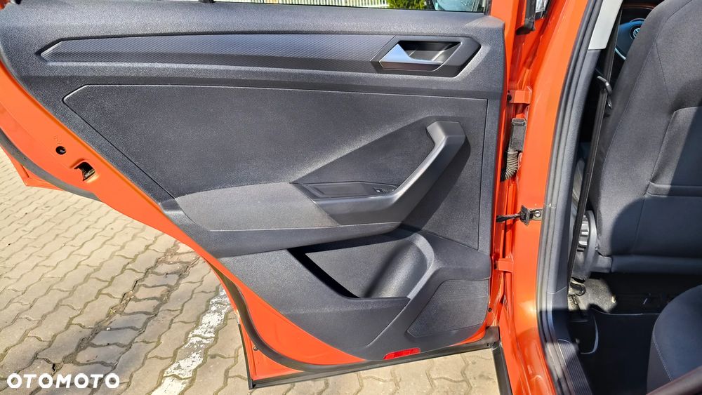 Volkswagen T-Roc 1.5 TSI OPF DSG ACTIVE - 28