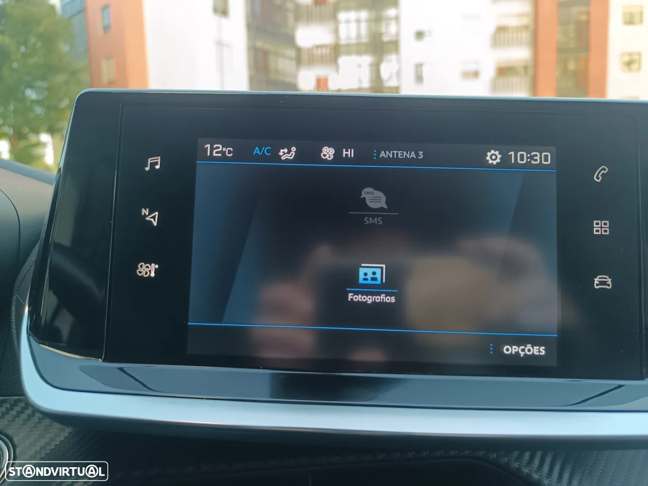 Peugeot 208 PureTech 100 EAT8 Allure - 37
