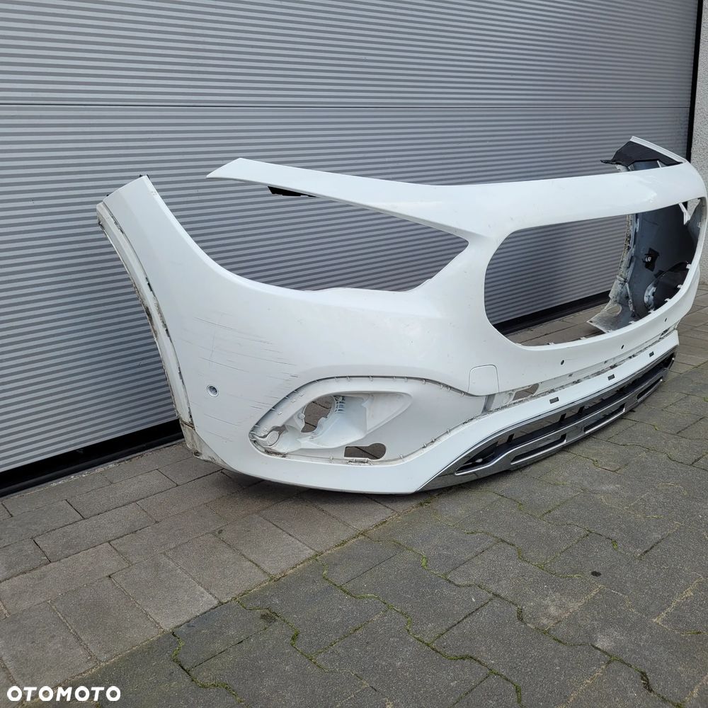 ZDERZAK PRZÓD MERCRDES GLA W 247 - 3