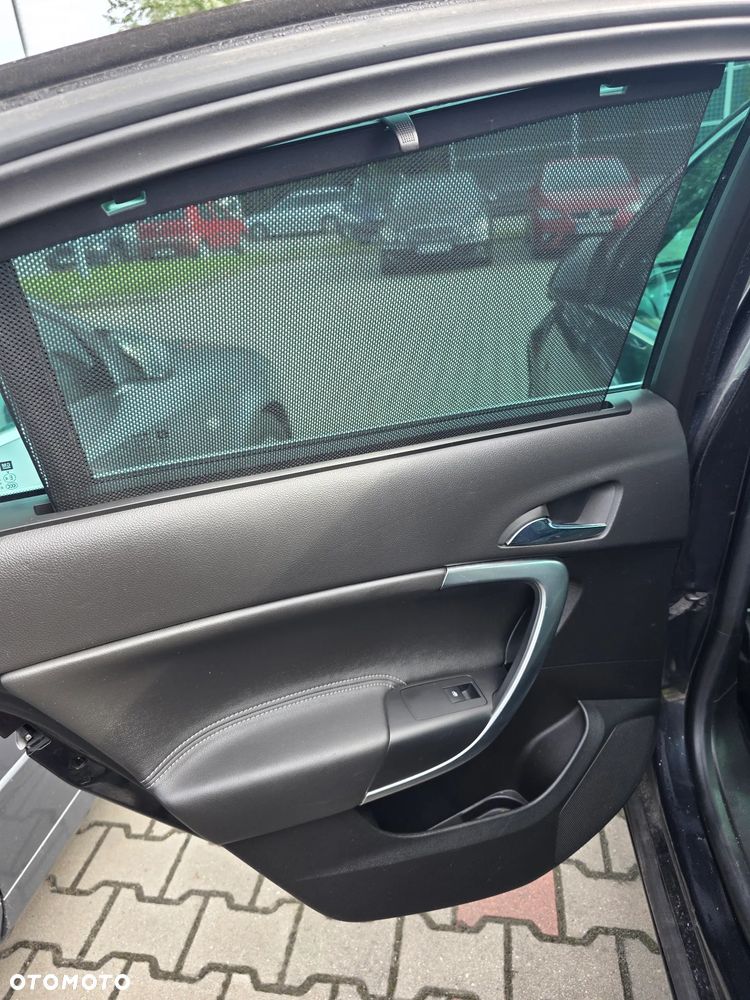 Opel Insignia 1.6 T Cosmo S&S - 19