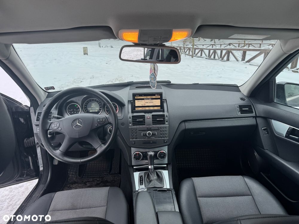 Mercedes-Benz Klasa C 200 CDI DPF Automatik BlueEFFICIENCY Avantgarde - 12