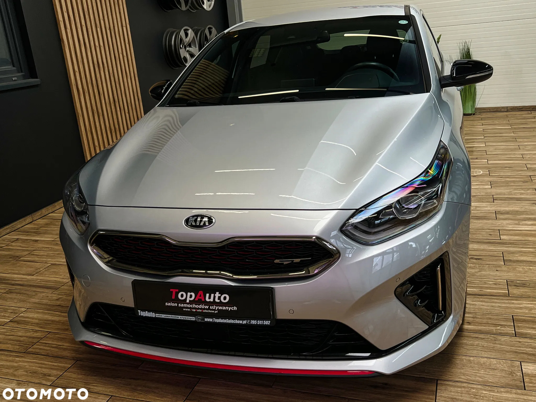 Kia ProCeed 1.6 T-GDI GT DCT - 13