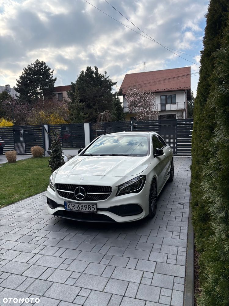 Mercedes-Benz CLA 220 4-Matic - 6
