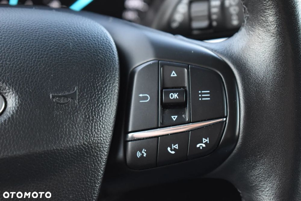 Ford Focus 1.0 EcoBoost Active Business - 32