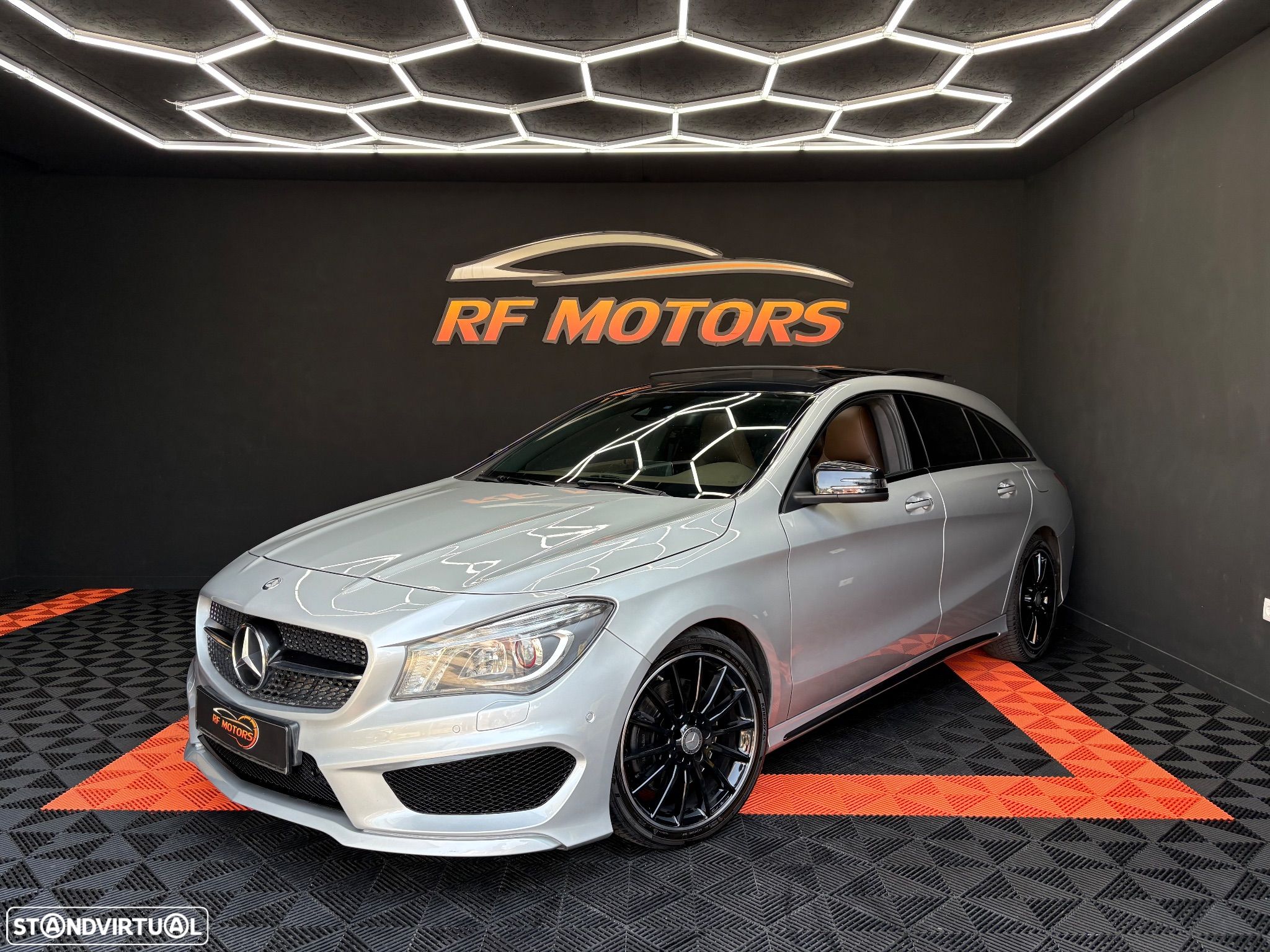 Mercedes-Benz CLA 220 d Shooting Brake AMG Line Aut. - 1
