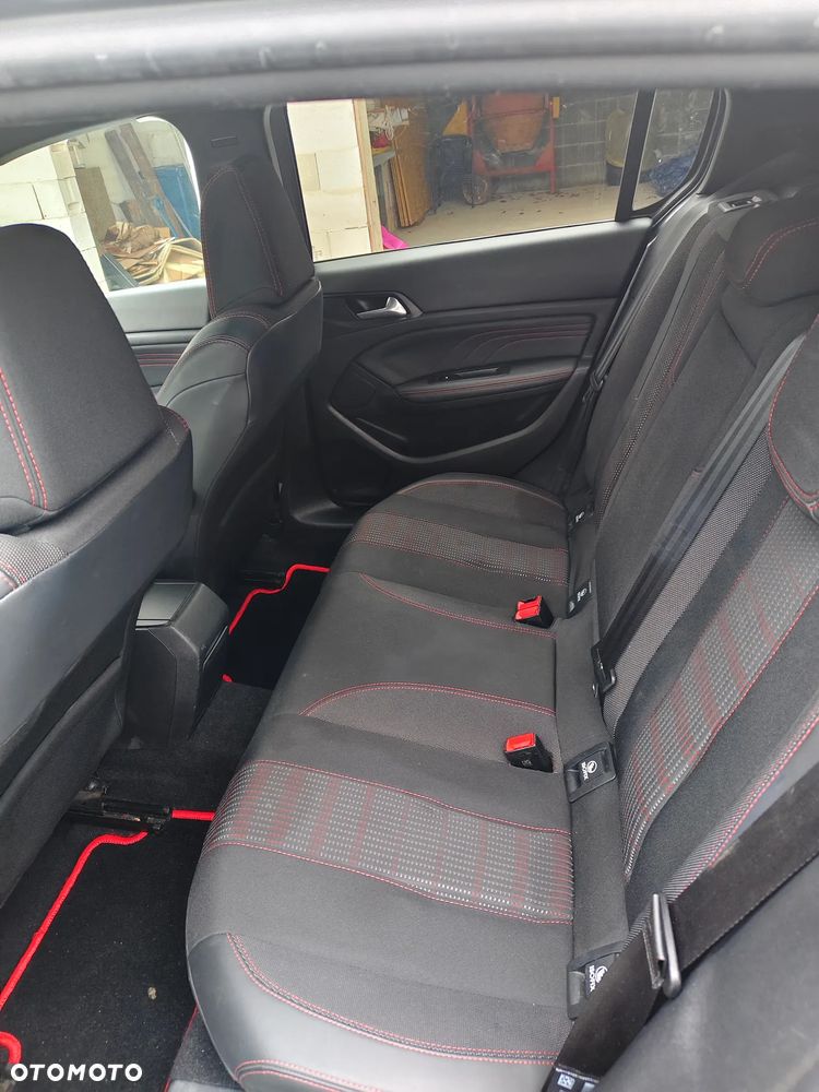 Peugeot 308 BlueHDi 130 Stop & Start GT Pack - 9
