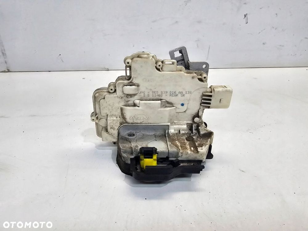 ZAMEK DRZWI PRAWY TYŁ AUDI A4 B6 B7 8E0839016AA 7-PIN - 2