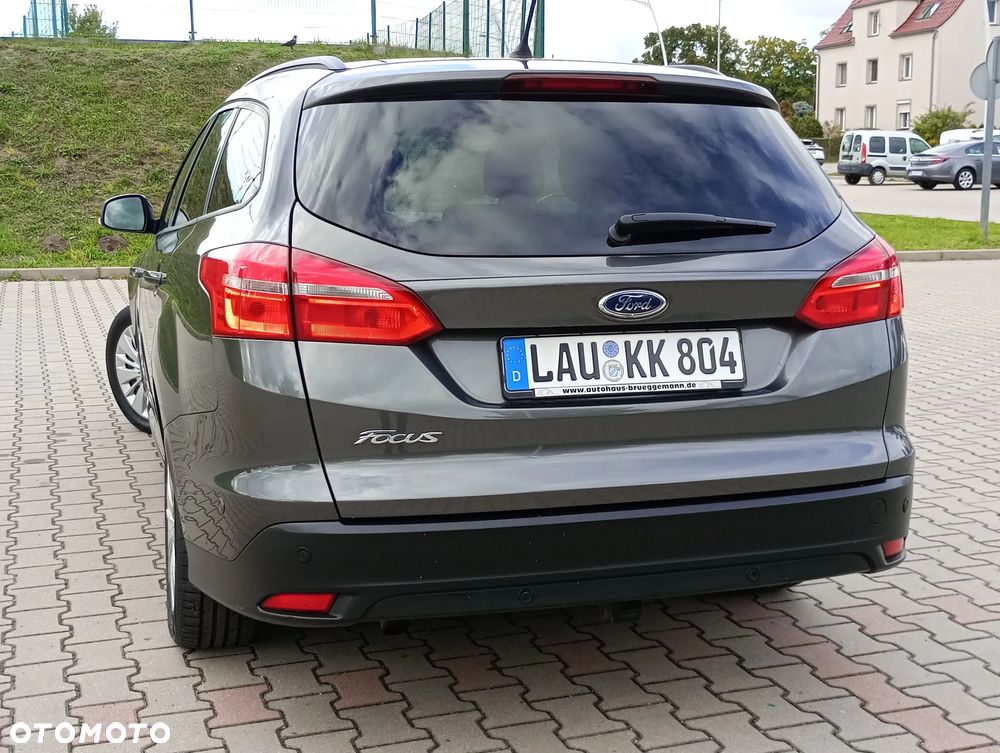 Ford Focus 1.5 EcoBlue Start-Stopp-System TITANIUM - 6
