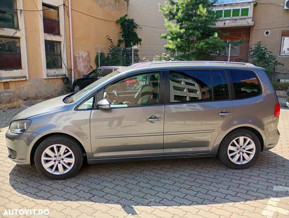 Volkswagen Touran - 2