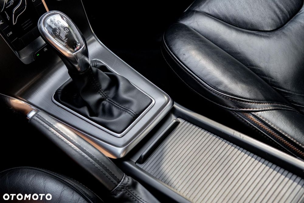 Volvo V40 T4 Powershift Summum - 29
