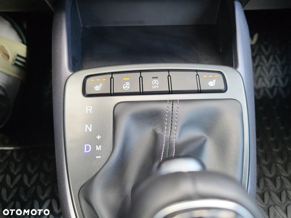 Hyundai i10 1.2 Modern AMT - 23