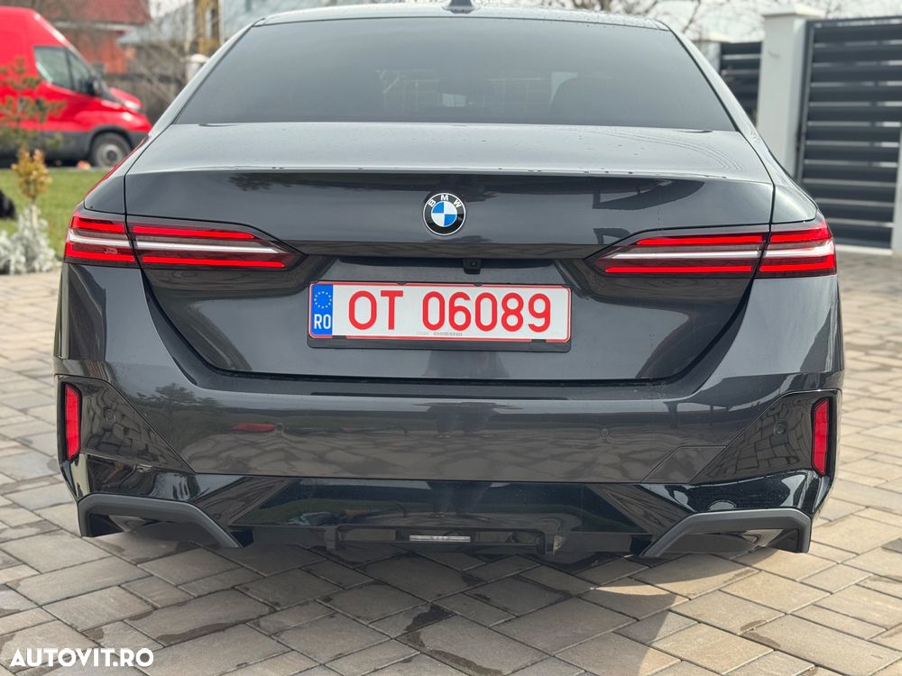 BMW Seria 5 520i Aut. - 5