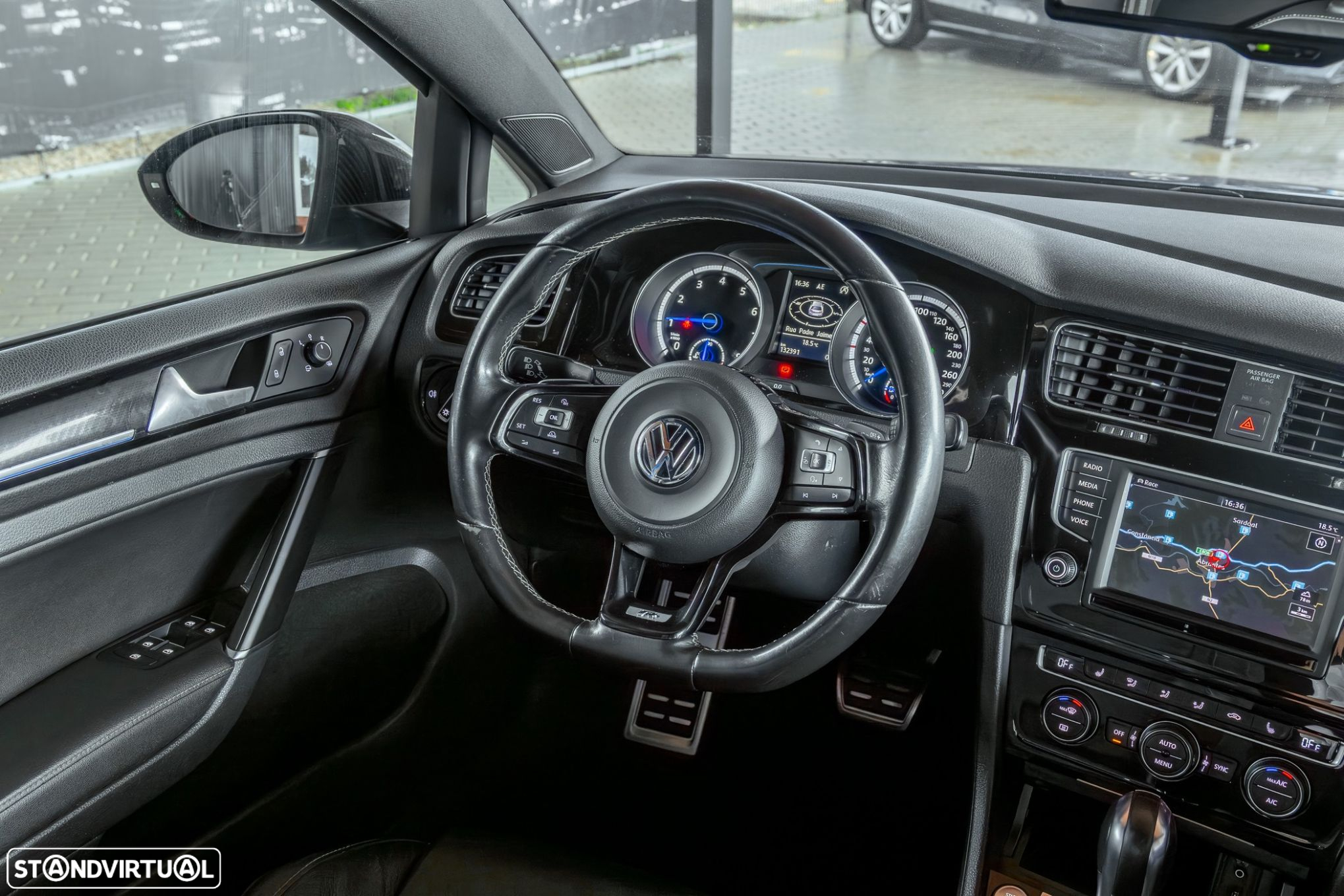 VW Golf R 2.0 TSI OPF 4Motion DSG - 17